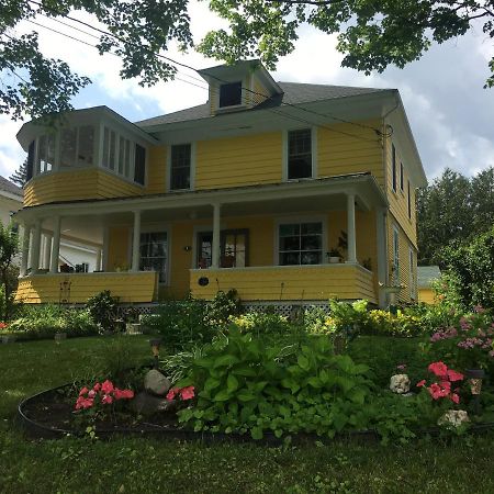 The Yellow House Bed & Breakfast Stanstead Plain Exteriér fotografie