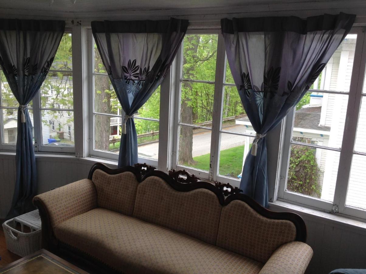 The Yellow House Bed & Breakfast Stanstead Plain Exteriér fotografie